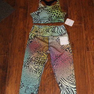 Yelete Yoga Active 2 pc Set Bra Leggings Chettah print, Size M